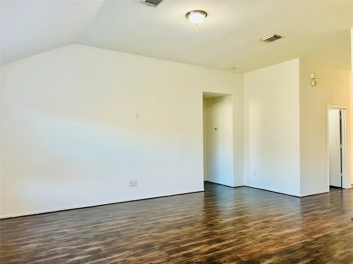 4418 Colomba Street, Houston, TX 77045 - Image #1