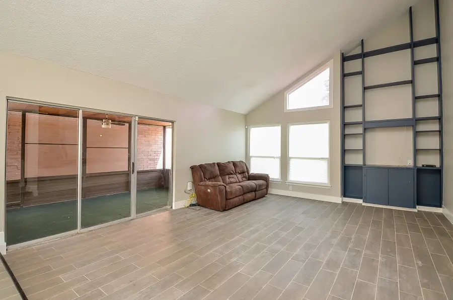 12510 Seaswept Drive, Houston, TX 77071 - Image #3