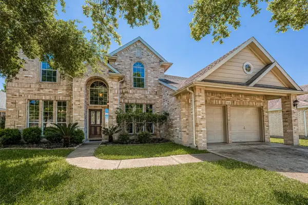 9018 Carriage Point Drive, Sugar Land, TX 77479
