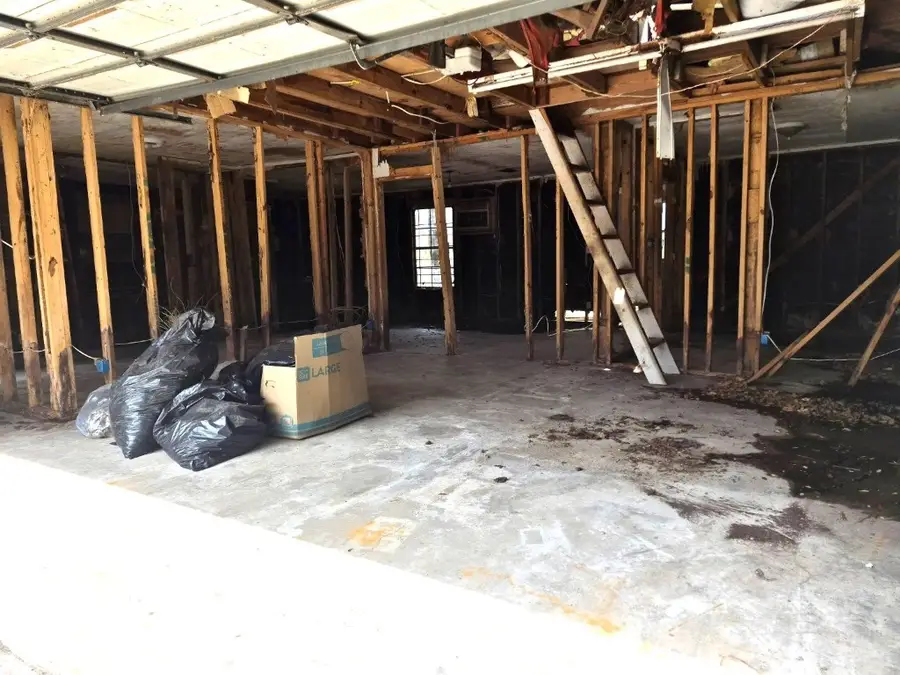 2418 28th Avenue N, Texas City, TX 77590 - #3