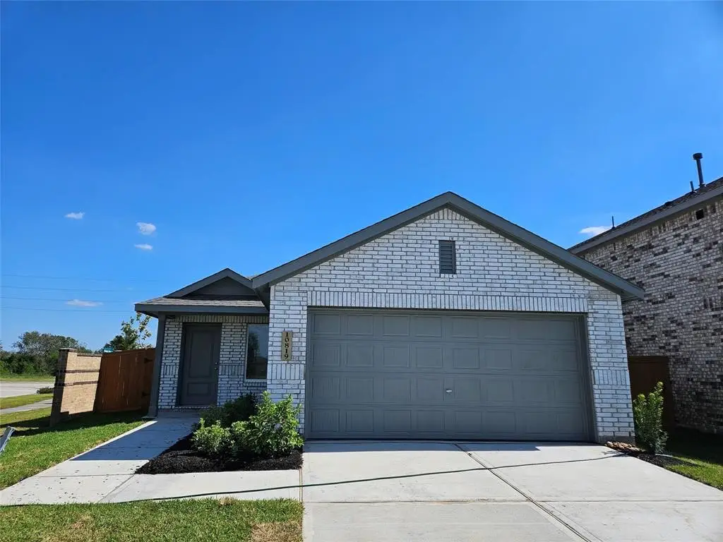 9219 Lowan Terrace Drive, Baytown, TX 77521 - #1