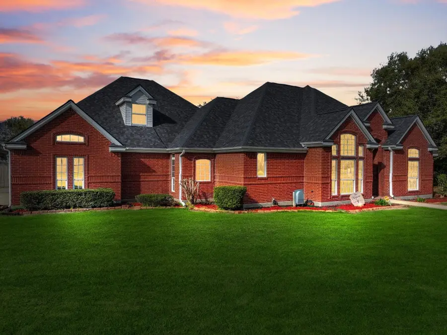 520 Meadow Lane, Winnie, TX 77665 - #3