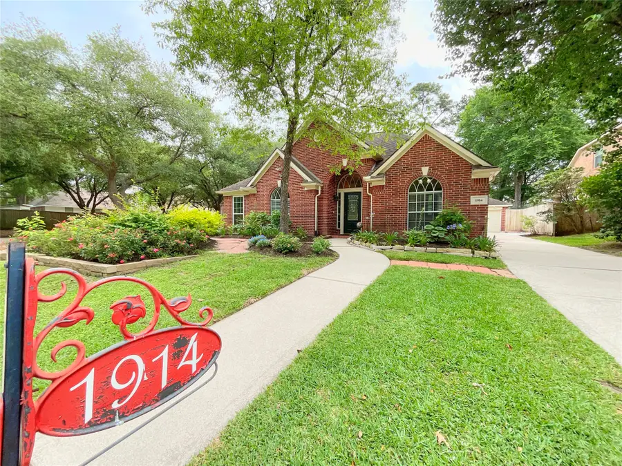 1914 Windy Park Drive, Kingwood, TX 77339 - #2