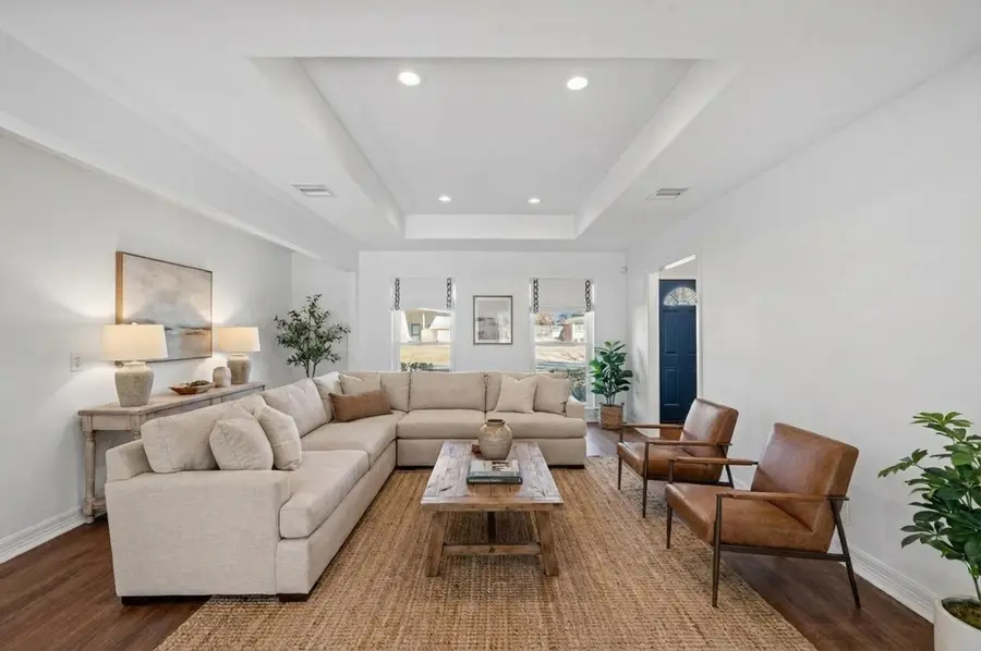 10151 Brinwood Drive, Houston, TX 77043 - #2