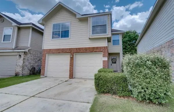8207 Spring Wind Lane, Houston, TX 77040