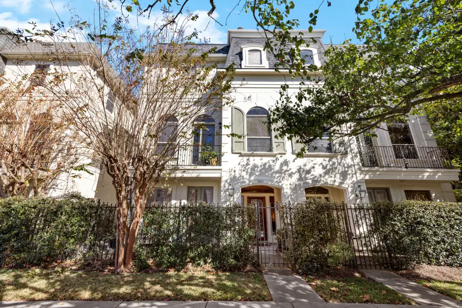 2611 Commonwealth Street, Houston, TX 77006 - Image #2