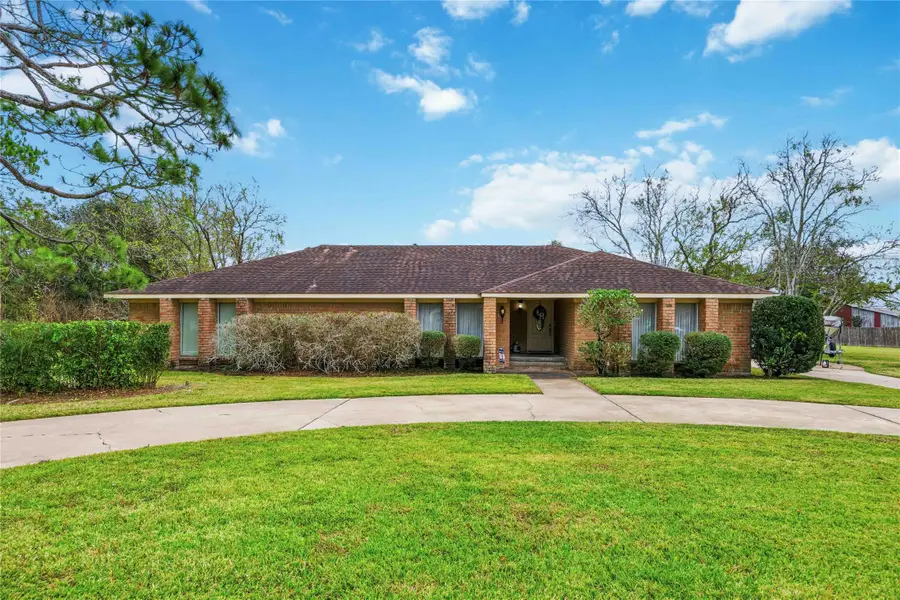 4113 County Road 424, Alvin, TX 77511 - Image #3