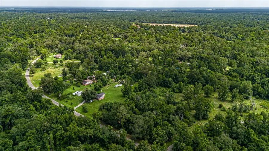 000 W Magnolia Ln, New Caney, TX 77357 - #3