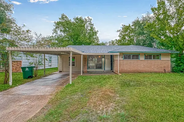5707 Lakefield Drive, Houston, TX 77033