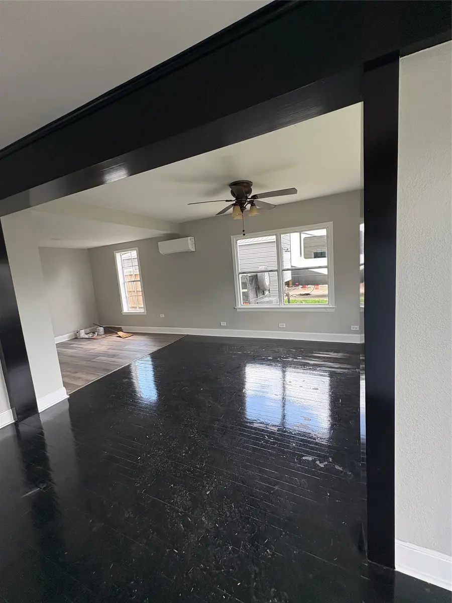 1005 N Main Street, Dayton, TX 77535 - #2