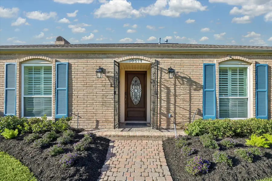 10614 Longmont Drive, Houston, TX 77042 - #2