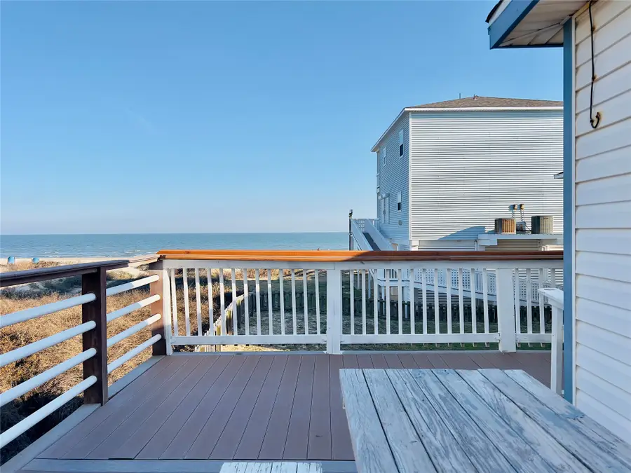 114 Sand Dune Court, Surfside Beach, TX 77541 - #2