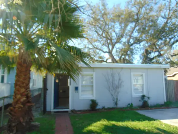 5113 Avenue O 1/2 Avenue, Galveston, TX 77551