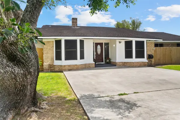 5001 Texas Avenue, La Marque, TX 77568