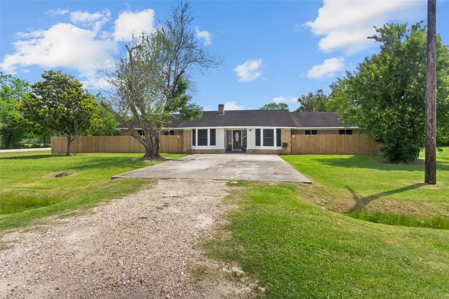 5001 Texas Avenue, La Marque, TX 77568 - #3