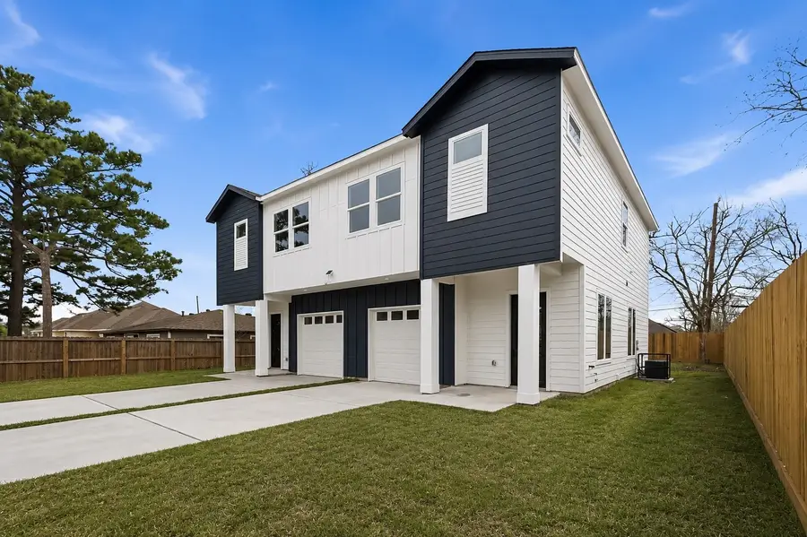 4125 Clover St A/b, Houston, TX 77051 - #2