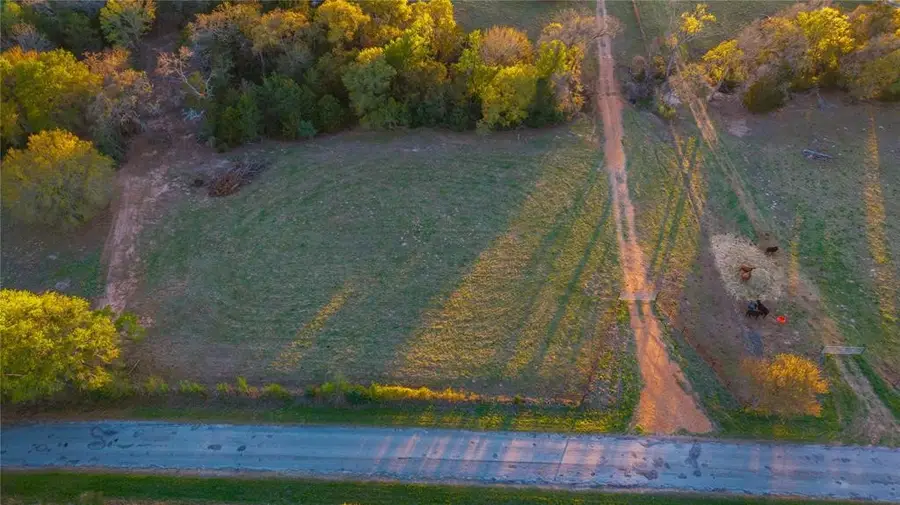 1700 County Road 216, Giddings, TX 78942 - #3
