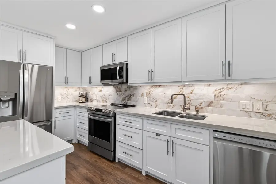 10240 Longmont Drive #48/1, Houston, TX 77042 - #3