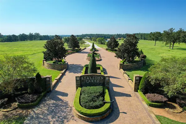 2092 Jesse Hill Court, Hockley, TX 77447