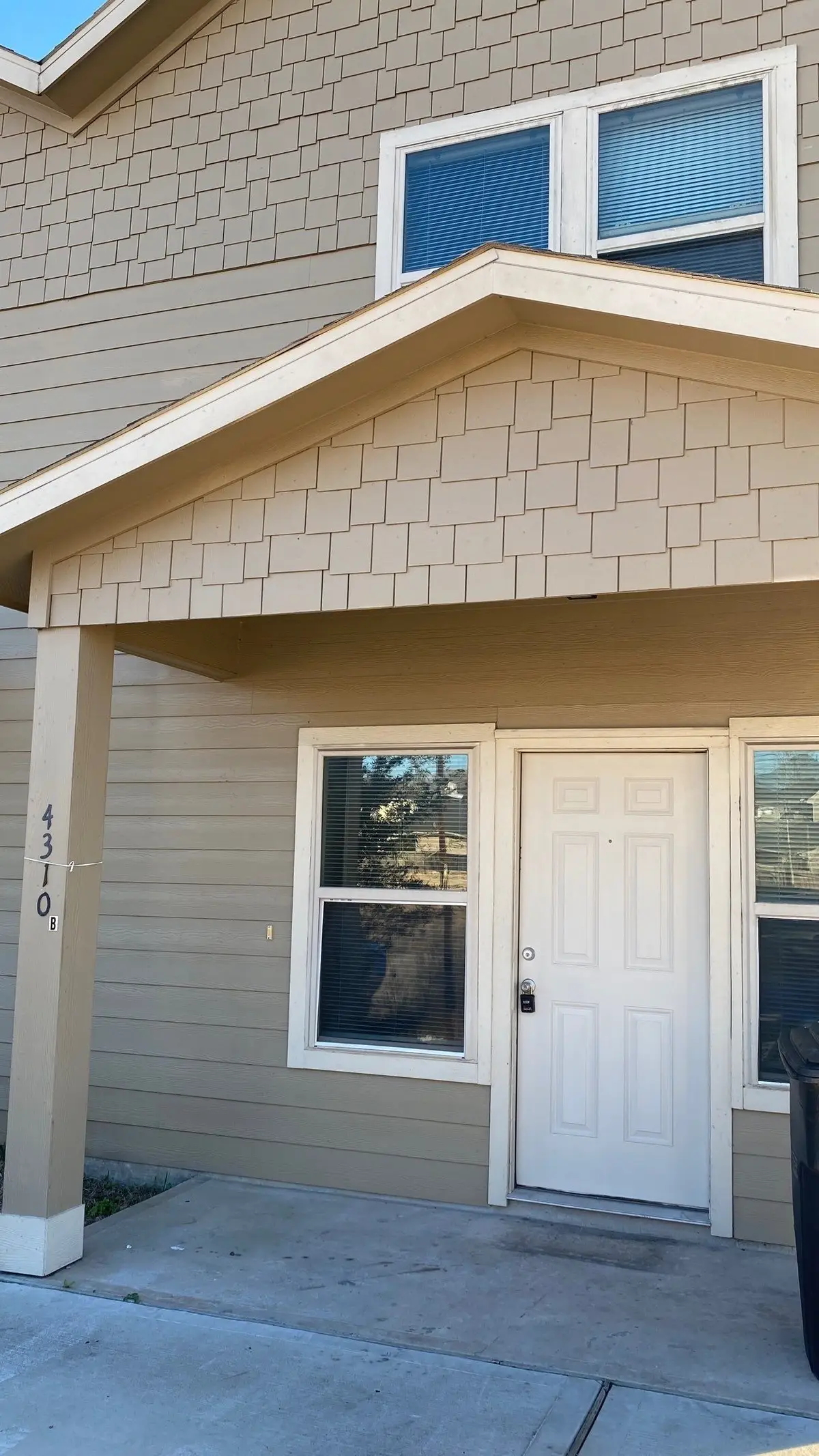 4310 Larkspur Street #A/B, Houston, TX 77051 - #1