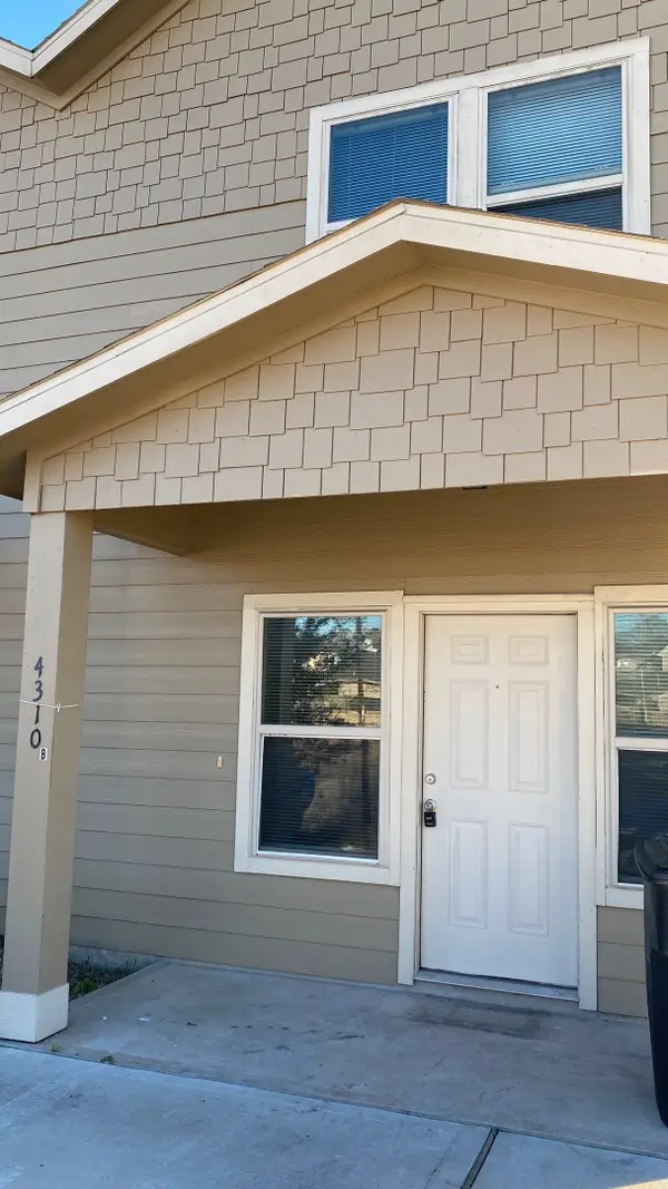 4310 Larkspur Street #A/B, Houston, TX 77051