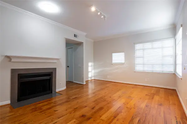 4004 Montrose Boulevard #44D, Houston, TX 77006