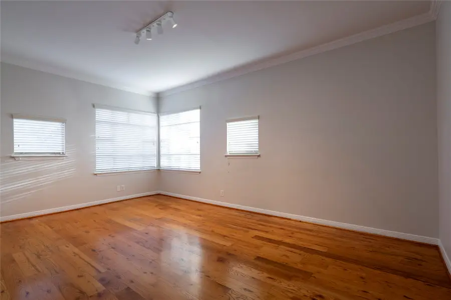4004 Montrose Boulevard #44D, Houston, TX 77006 - #2