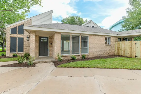 1623 Cherry Ridge Drive, Houston, TX 77077