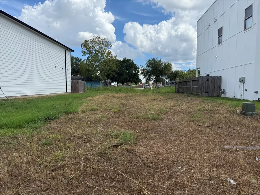 9733 Fabiola Drive, Houston, TX 77075 - #2