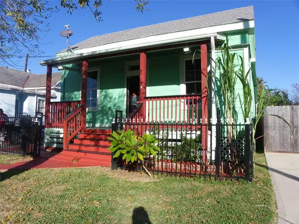 1106 40th Street, Galveston, TX 77550