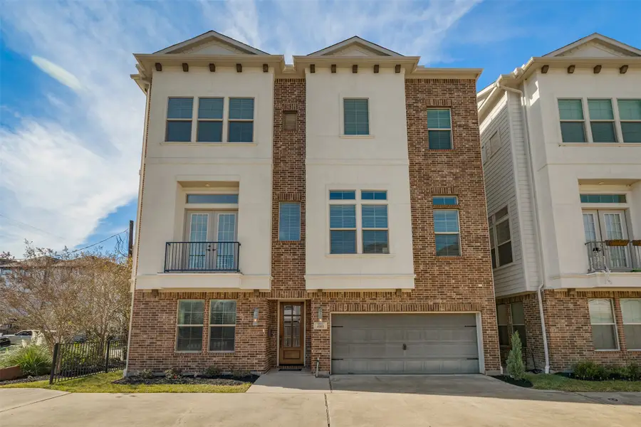 4003 Beacon Fisher Drive, Houston, TX 77018 - Image #2