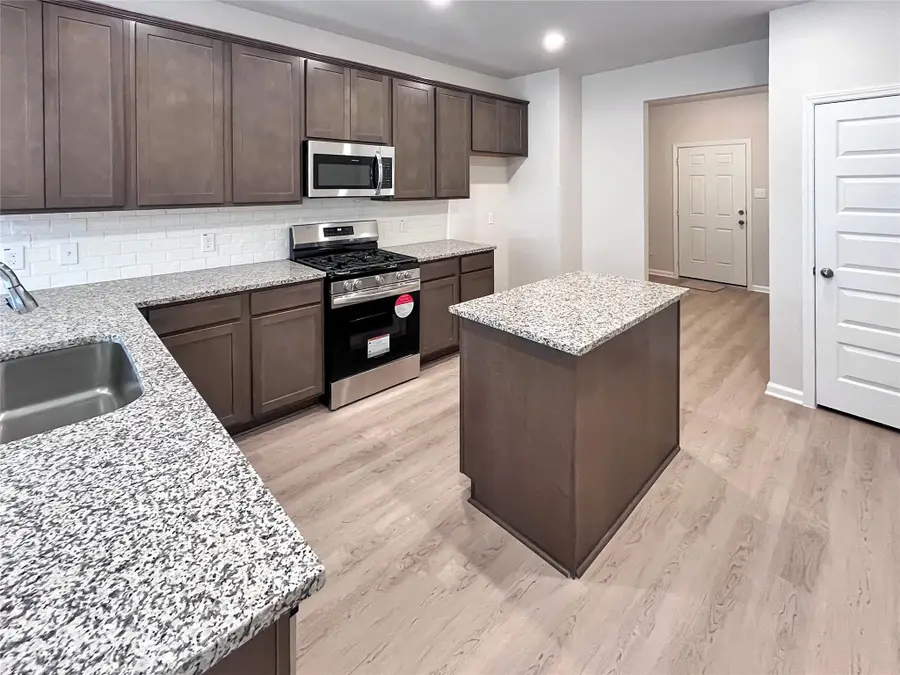 321 Stone Placa Trail, Pattison, TX 77423 - Image #2