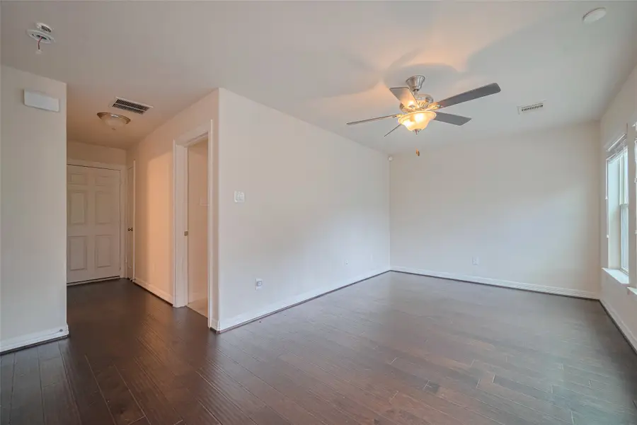 10004 Spring Shadows Park Circle, Houston, TX 77080 - Image #3