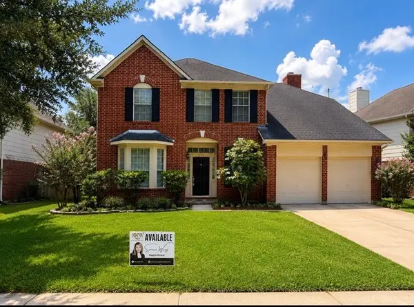 219 Birch Hill Drive, Sugar Land, TX 77479