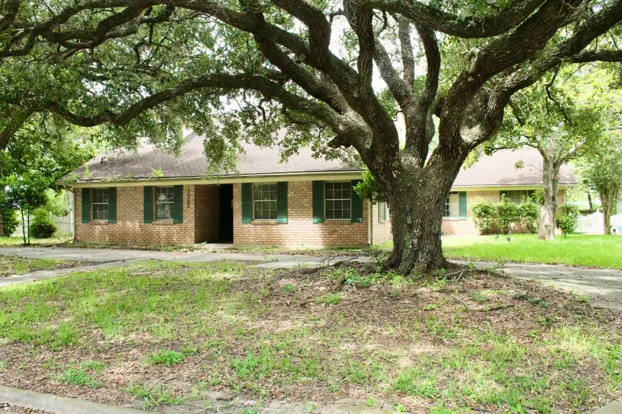 1302 Linwood Drive, Wharton, TX 77488 - #3