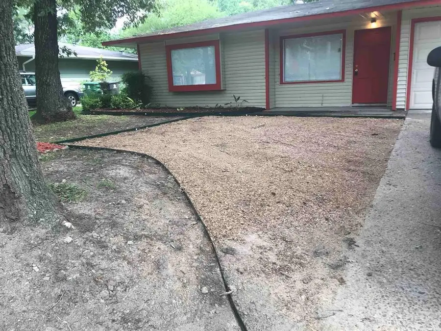 943 W 43rd Street, Houston, TX 77018 - Image #2