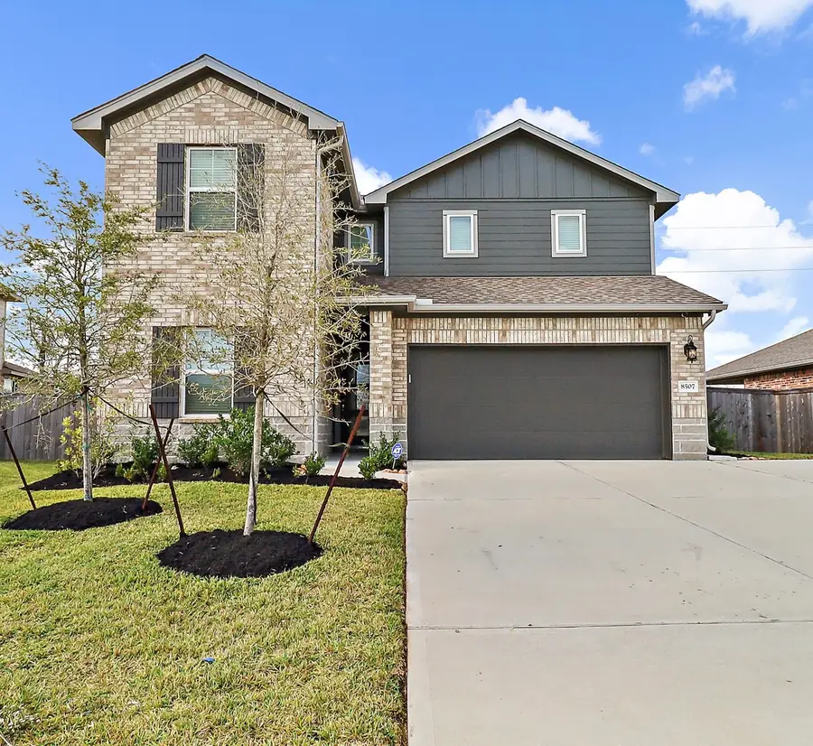 8507 Lake Groove Lane, Baytown, TX 77523 - Image #2