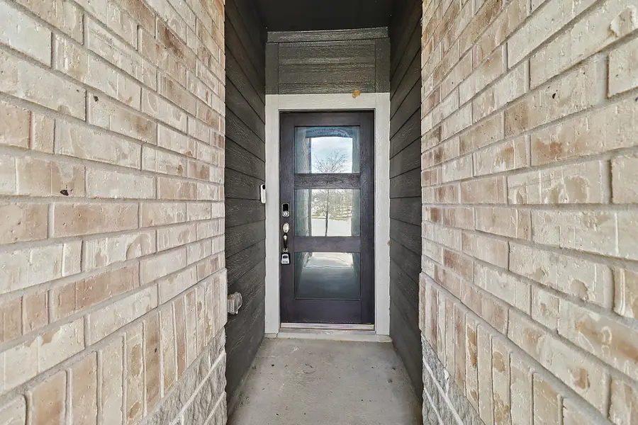 8507 Lake Groove Lane, Baytown, TX 77523 - Image #3