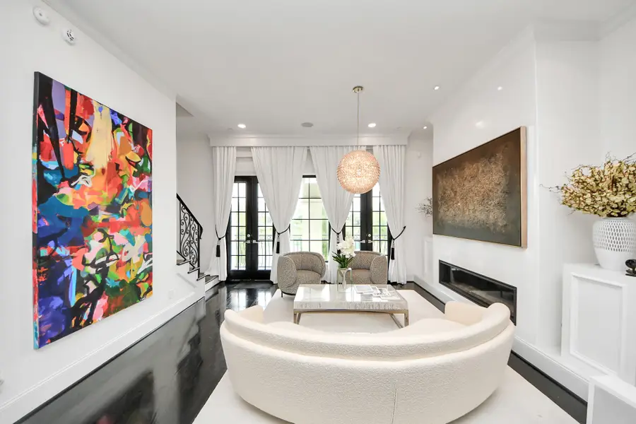 3711 Somerset Commons Lane, Houston, TX 77055 - Image #2