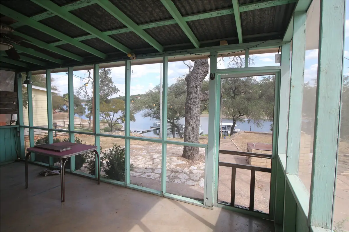 20203 Barnett Glenn Road, Spicewood, TX 78669 - Image #1