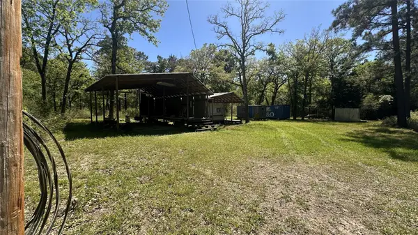 9884 Rocky Ridge Lane, Madisonville, TX 77864