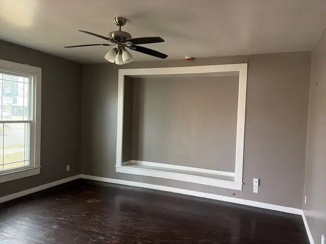 502 S Mechanic Street, El Campo, TX 77437 - Image #3