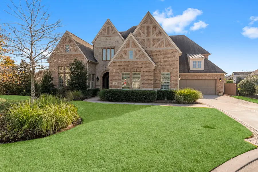 2203 Flameleaf Court, Conroe, TX 77384 - Image #2