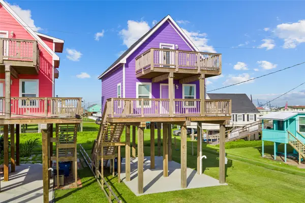 511 Caisson Street, Surfside Beach, TX 77541