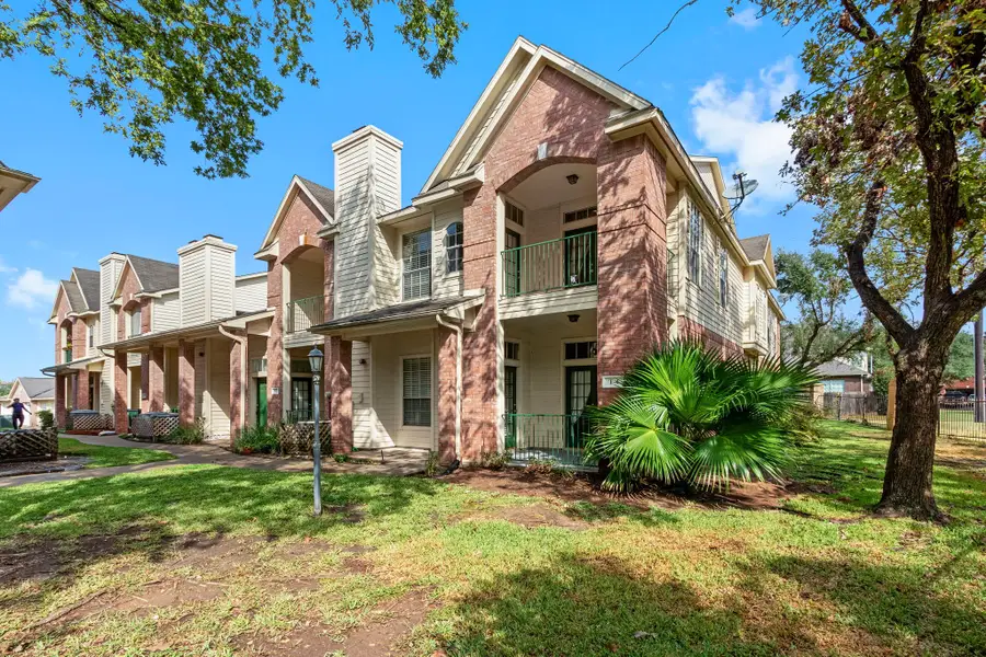 2710 Grants Lake Boulevard #T4, Sugar Land, TX 77479 - Image #2
