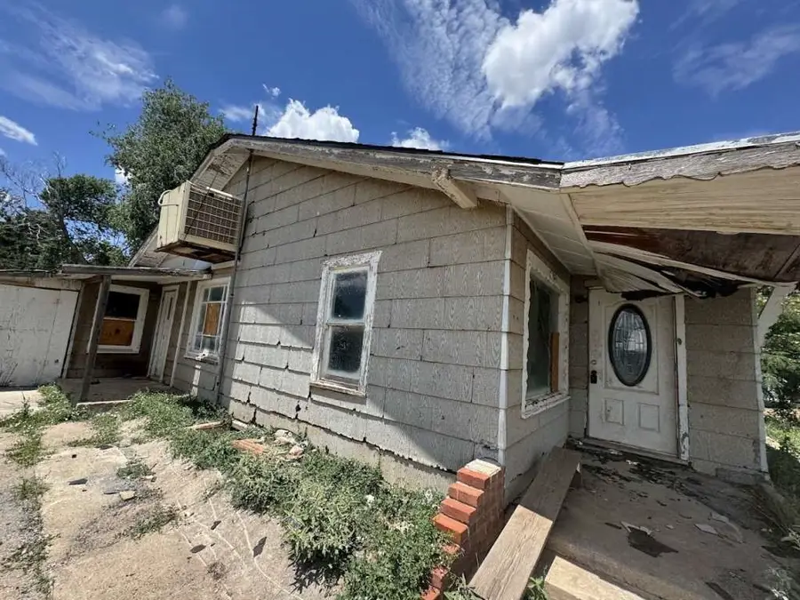 807 Lexington Street, Plainview, TX 79072 - #3