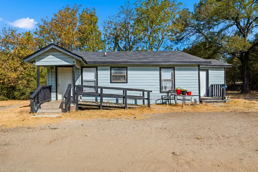 906 W Martin Luther King Jr Street, Bryan, TX 77803 - #2