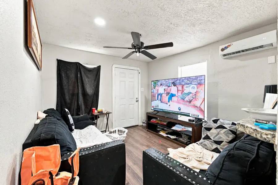 906 W Martin Luther King Jr Street, Bryan, TX 77803 - #3