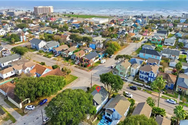 3602 Avenue R, Galveston, TX 77550