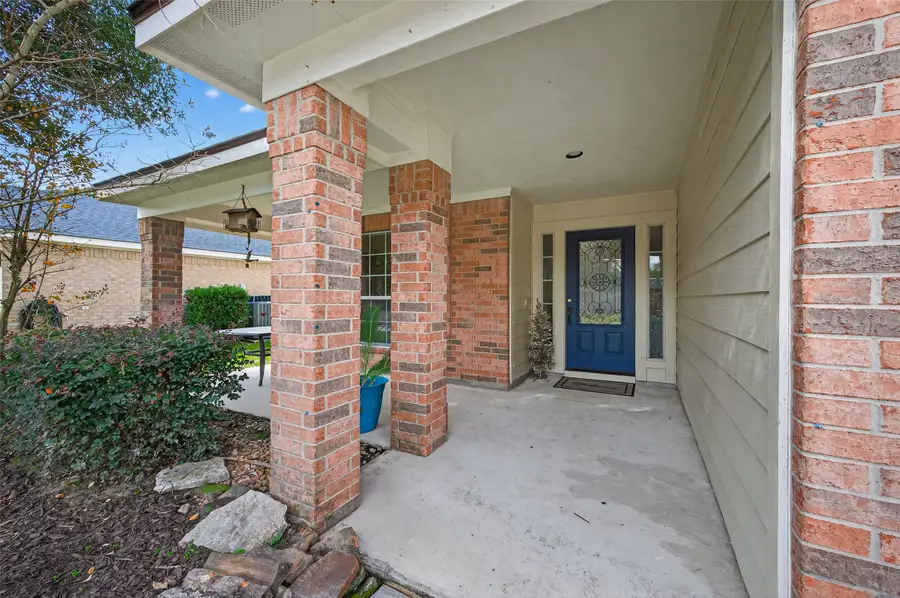 32334 Willow Creek Park, Conroe, TX 77385 - Image #2